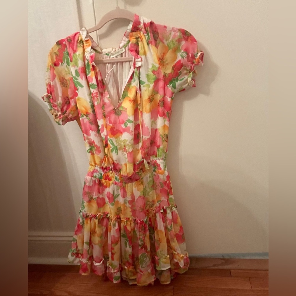 Super cute never worn flower dress